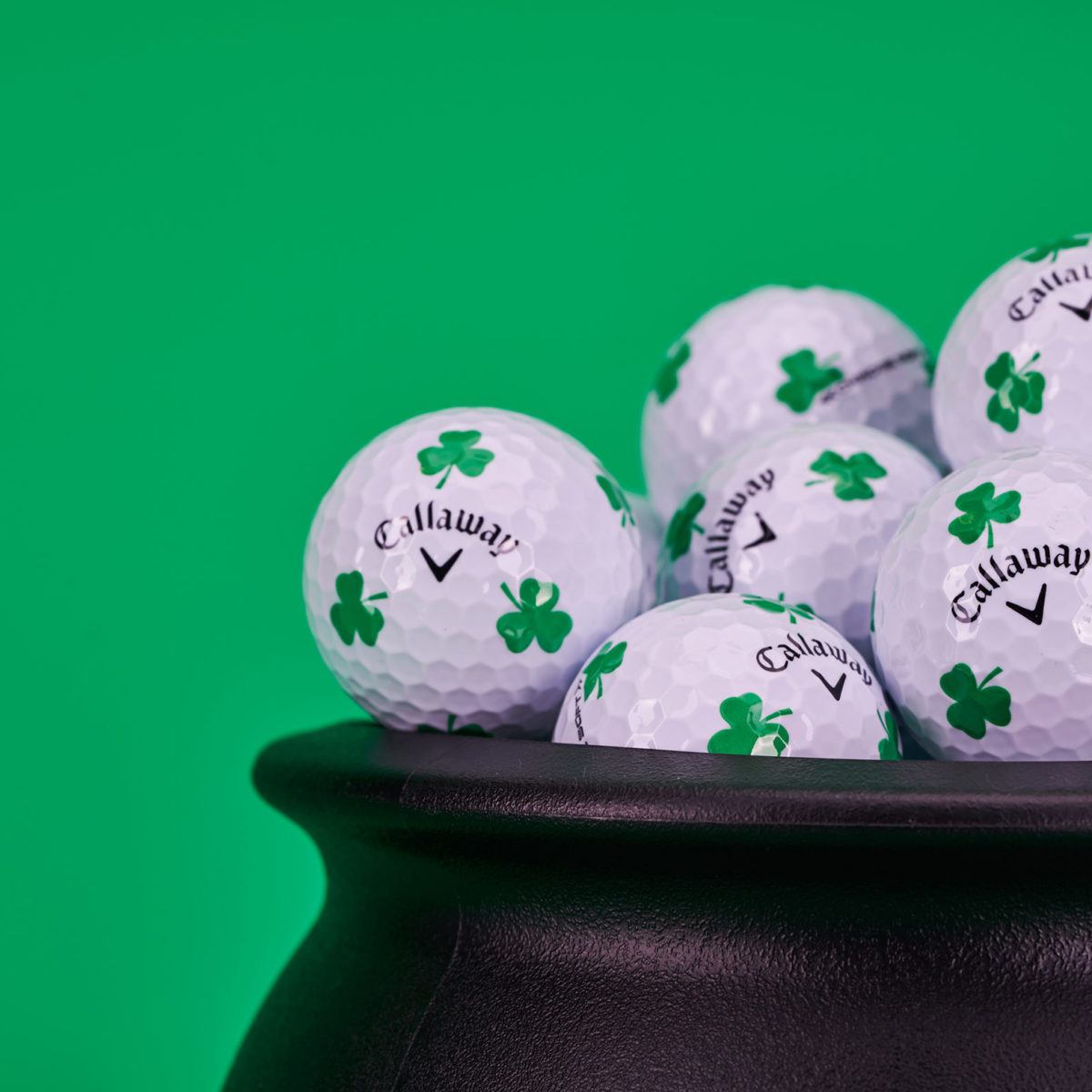 10-balls-2022-chrome-soft-truvis-shamrock_2486x1568